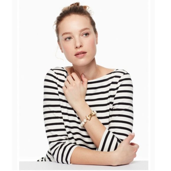 Kate Spade All Wrapped Up Large Cream Pearl Gold Bow Clasp Bracelet 8.25" - Picture 6 of 7